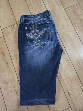 MISS ME Dark Wash Embroidered Pocket Jeans - Winged Fleur Design